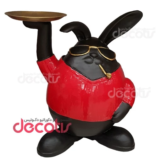 مجسمه خرگوش سینی به دست